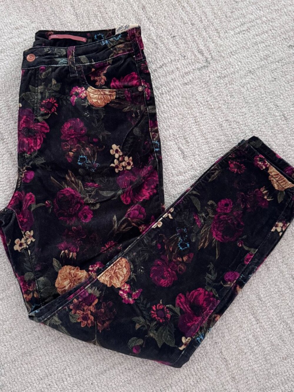 NWT Anthropologie Women's Pilcro Mid-rise Floral Velvet Jeans in Size 32